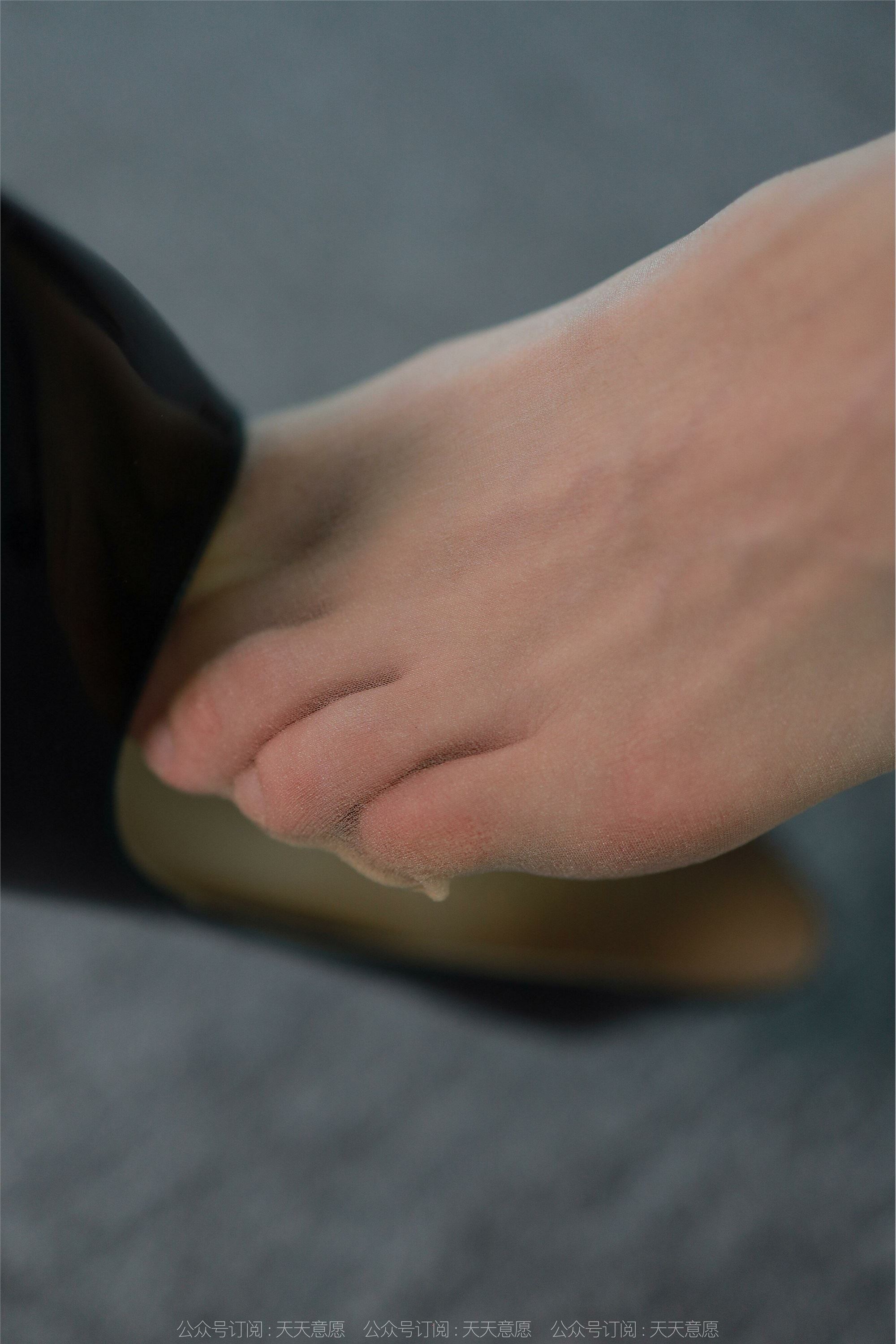 IESS异思趣向  2022.07.14 丝享家 1147：小六《红底高跟》